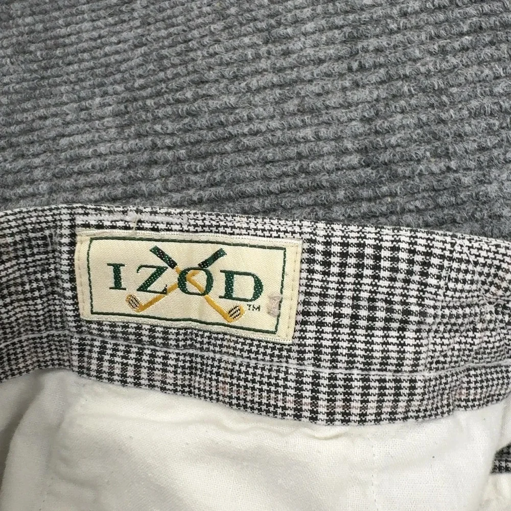 Vintage Izod Shorts Mens 36 Black White Cotton Plaid Pleated Golf Preppy Style